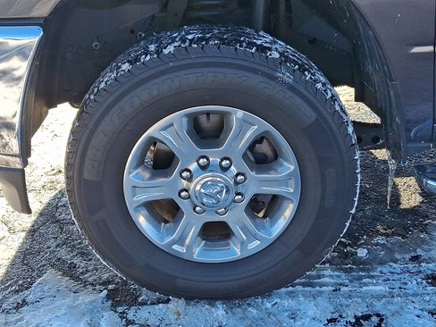 Used 2024 RAM 2500 Big Horn image 27