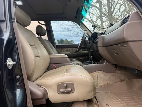 Used 1996 Toyota Land Cruiser image 69