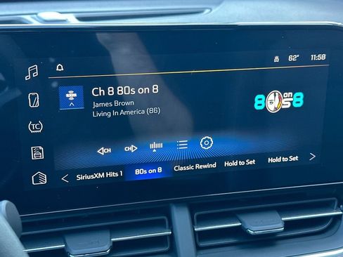 New 2026 Chevrolet Trax LT w/ LPO, Blackout Package FWD image 17