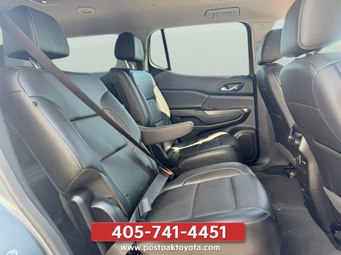 Used 2021 GMC Acadia SLT FWD image 32