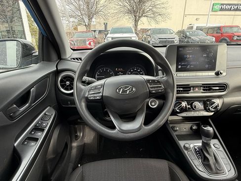 Used 2022 Hyundai Kona SEL image 20