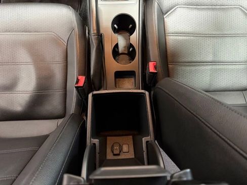 Used 2018 Volkswagen Passat 2.0T R-Line image 35