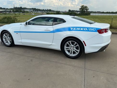 Used 2021 Chevrolet Camaro LS image 7