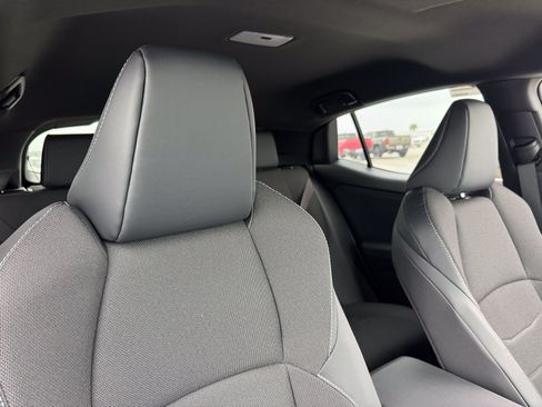 New 2026 Toyota C-HR AWD/4WD image 3