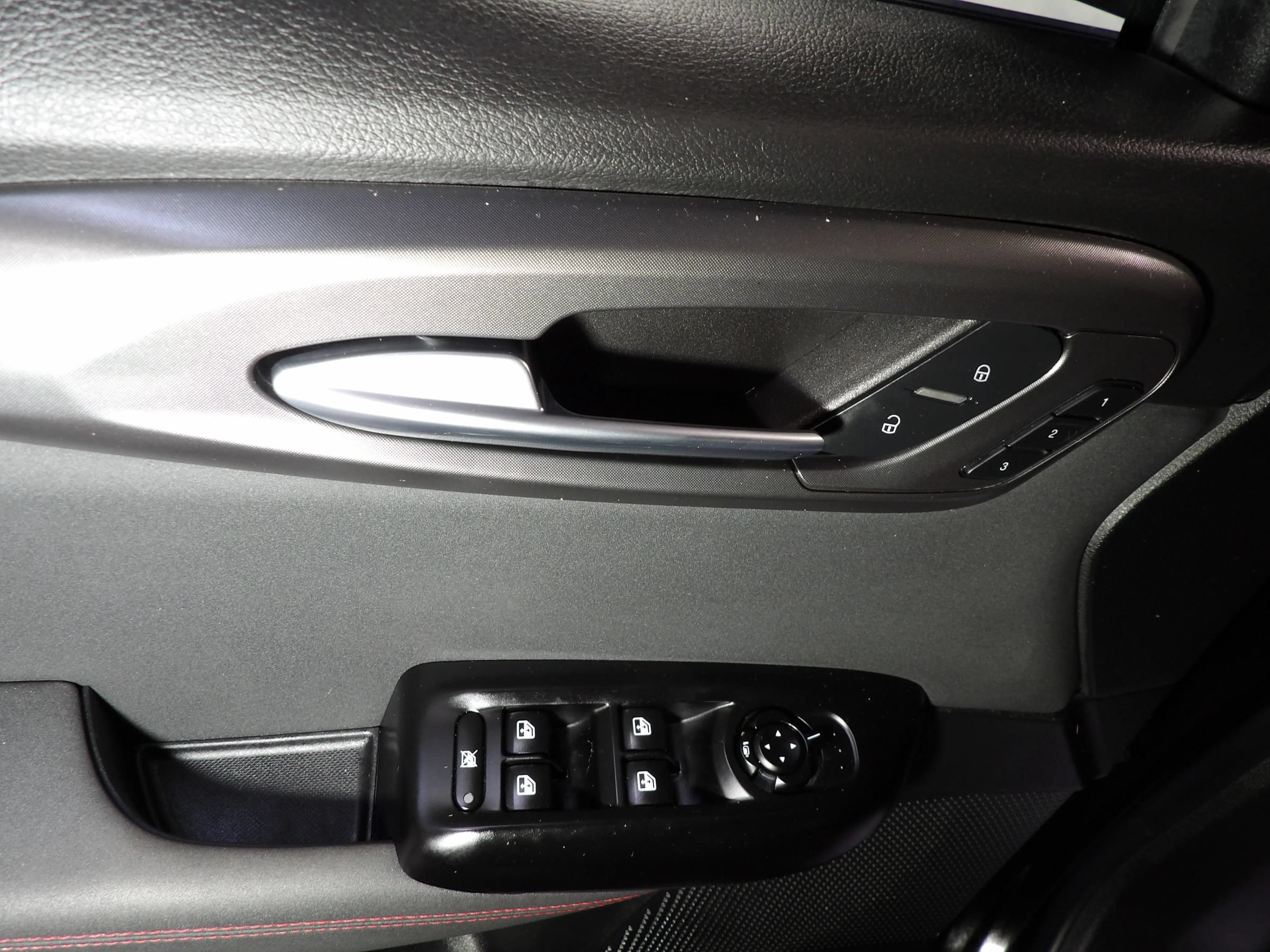 Used 2024 Dodge Hornet R/T AWD/4WD image 10