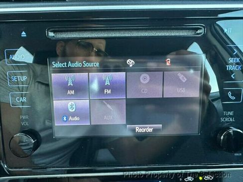 Used 2019 Toyota Corolla SE image 26