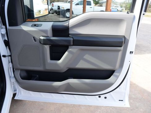 Used 2017 Ford F150 XL w/ XL Power Equipment Group AWD/4WD image 14