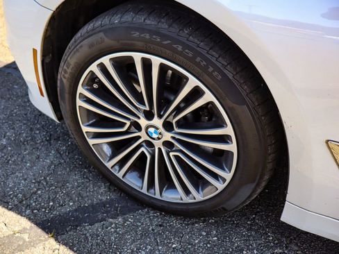 Used 2019 BMW 530i xDrive w/ Convenience Package image 45