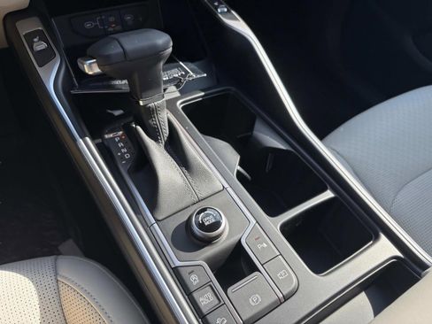 New 2025 Kia Sorento S w/ Panoramic Sunroof Package image 28