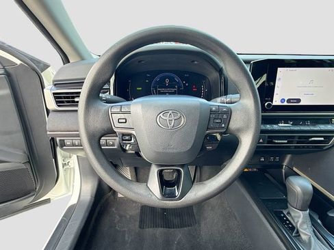 Used 2025 Toyota Camry LE FWD image 12