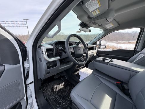 New 2026 Ford F550 4x4 Regular Cab Super Duty w/ Snow Plow Prep Package image 27