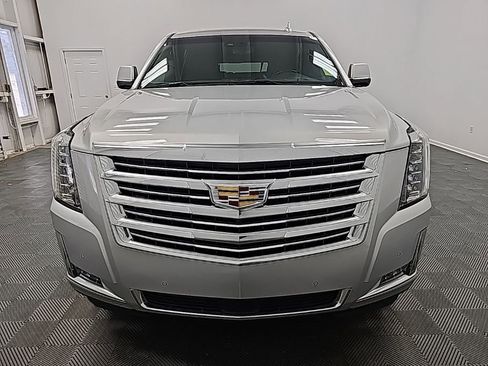 Used 2019 Cadillac Escalade ESV Platinum image 3