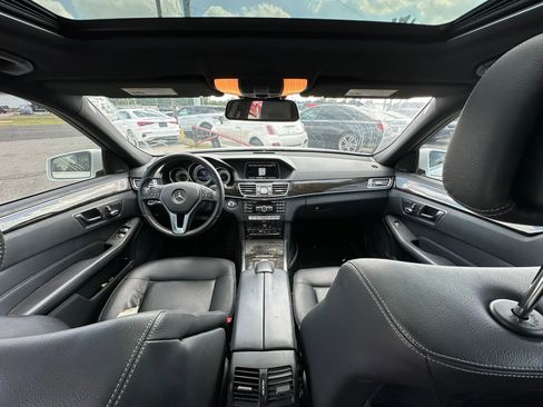 Used 2014 Mercedes-Benz E 350 Sedan image 2