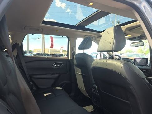 Certified 2021 Nissan Rogue SL AWD/4WD image 11