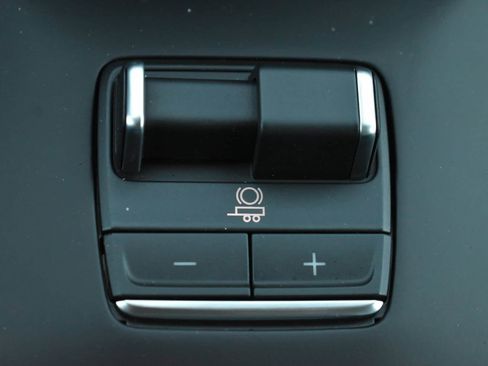 New 2026 GMC Sierra 1500 AT4 w/ Technology Package image 31