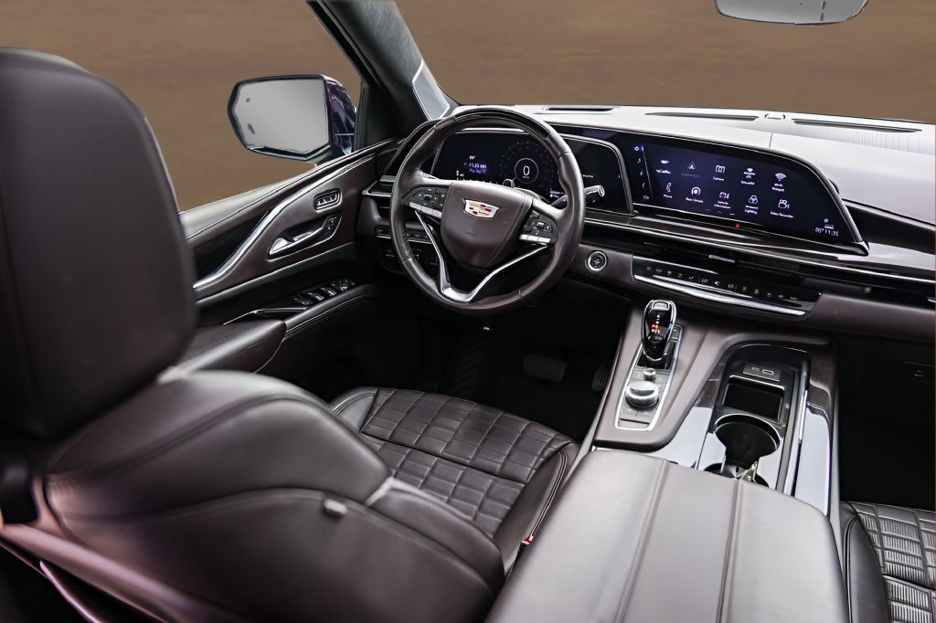 Certified 2023 Cadillac Escalade ESV Sport Platinum w/ LPO, ONYX Package AWD/4WD image 29