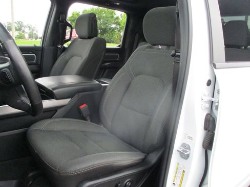 Used 2020 RAM 1500 Big Horn AWD/4WD image 19