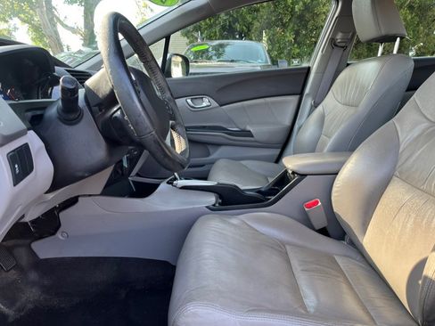 Used 2012 Honda Civic Hybrid Sedan image 13