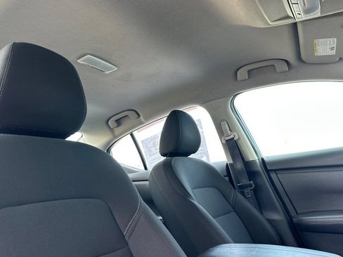 Used 2024 Nissan Sentra S FWD image 16