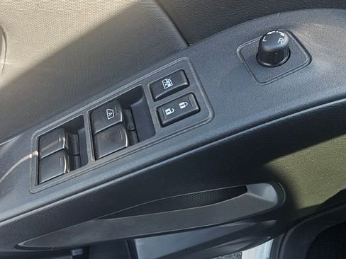Used 2024 Nissan Frontier SV w/ SV Convenience Package RWD image 26