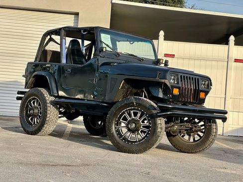 Used 1993 Jeep Wrangler S AWD/4WD image 6