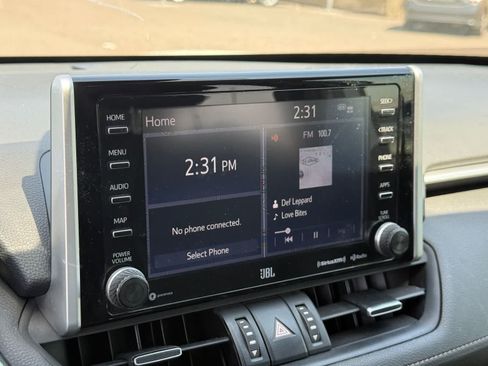 Used 2019 Toyota RAV4 Limited w/ Advanced Technology Package FWD image 19
