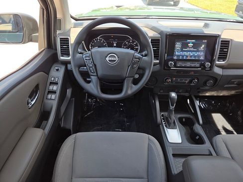 Used 2022 Nissan Frontier SV RWD image 19