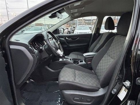 Used 2022 Nissan Rogue Sport SV image 10