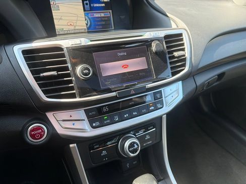 Used 2015 Honda Accord Touring image 9