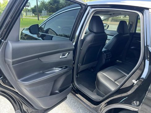 Used 2025 Nissan Murano SL AWD/4WD image 13