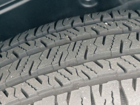 Used 2024 Jeep Wrangler Sahara 4xe w/ Technology Group image 9