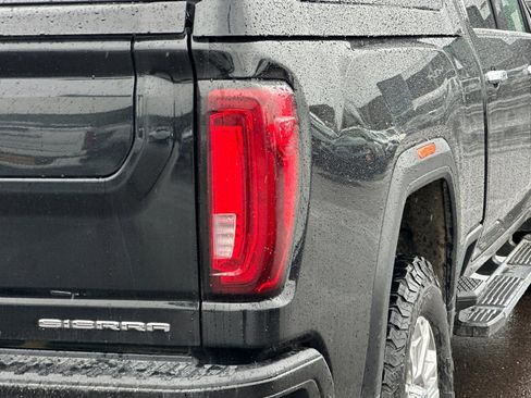 Used 2022 GMC Sierra 2500 Denali w/ Technology Package image 25