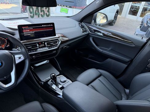 Used 2024 BMW X4 xDrive30i w/ Premium Package AWD/4WD image 15