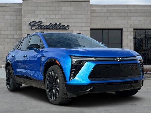 Used 2025 Chevrolet Blazer EV RS w/ Super Cruise Package image 1