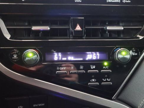 Used 2021 Toyota Camry XSE w/ Navigation Upgrade Package FWD image 23