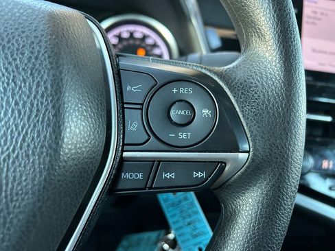 Used 2023 Toyota Camry LE image 19