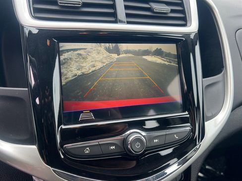 Used 2018 Chevrolet Sonic LT image 18