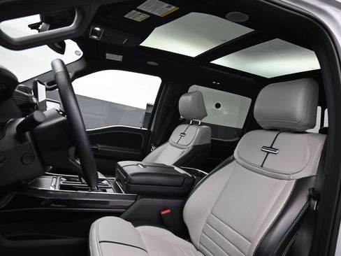 Used 2024 Ford F150 Lightning Platinum image 12