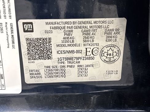 Used 2023 GMC Sierra 2500 SLE image 41