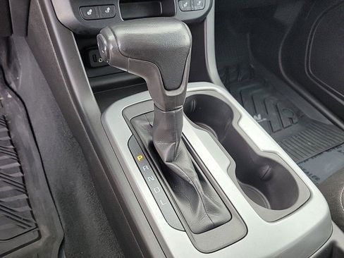 Used 2019 Chevrolet Colorado LT w/ LT Convenience Package image 28