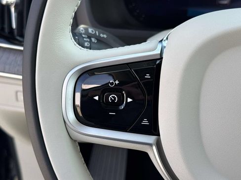 New 2026 Volvo XC90 B6 Ultra w/ Protection Package AWD/4WD image 24
