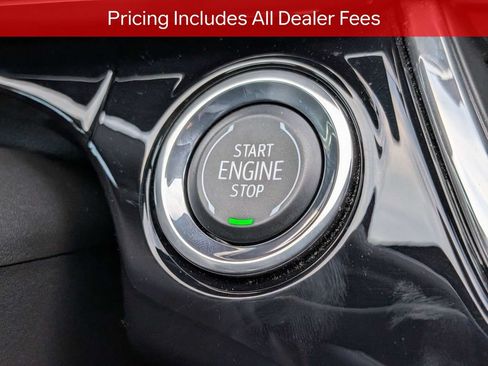 Used 2025 Chevrolet Trax RS w/ Driver Confidence Package FWD image 29
