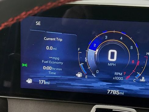 Used 2024 Chevrolet Traverse RS image 13