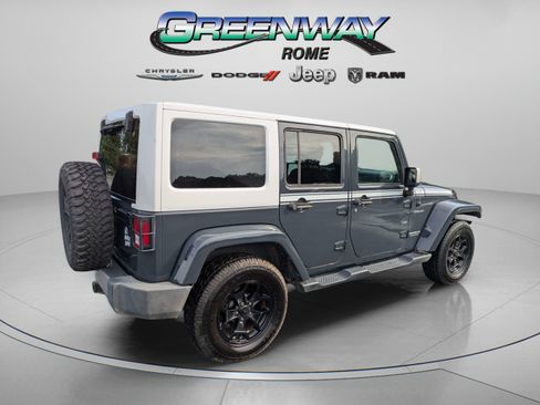 Used 2017 Jeep Wrangler Unlimited Sahara w/ Quick Order Package 24E Chief AWD/4WD image 6