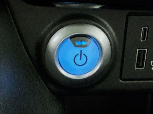 Used 2022 Nissan Leaf SV Plus image 19