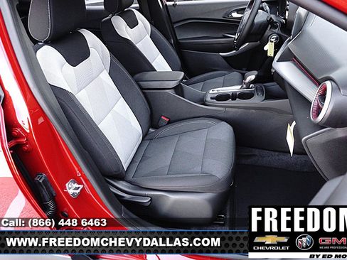 New 2026 Chevrolet Trax RS w/ Driver Confidence Package FWD image 15