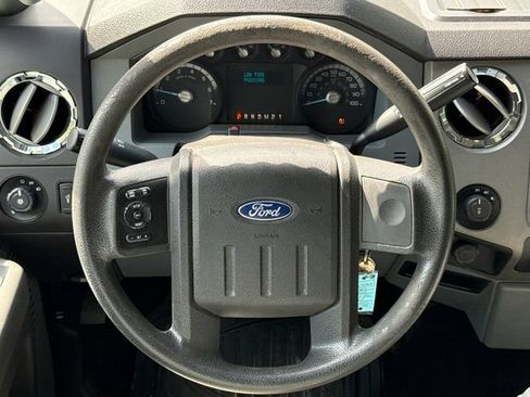 Used 2012 Ford F250 XLT w/ FX4 4X4 Off-Road Pkg image 15
