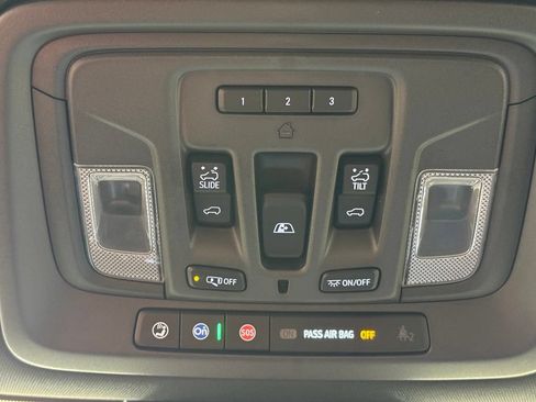 Used 2023 GMC Sierra 1500 AT4 w/ Technology Package AWD/4WD image 52