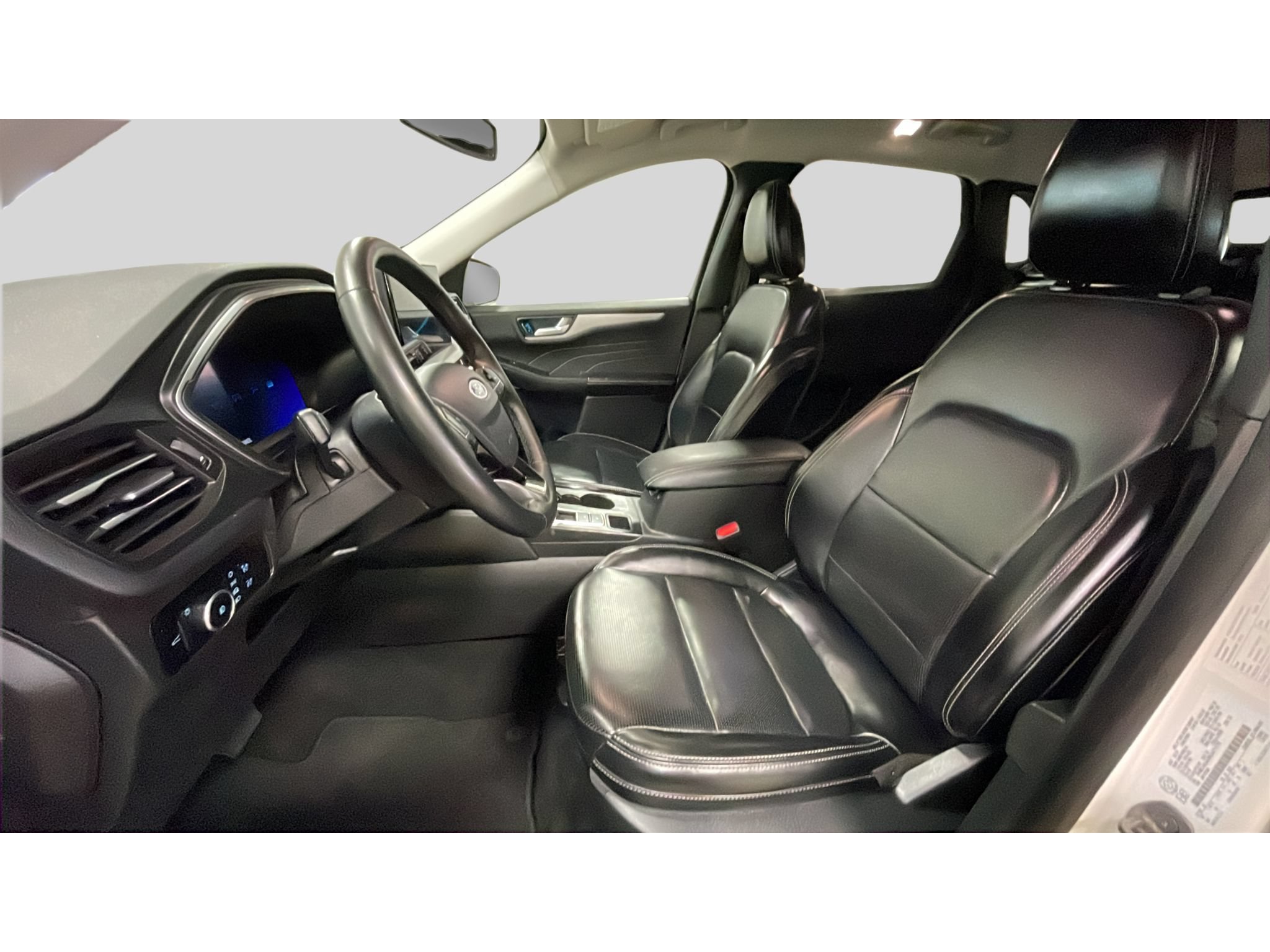 Used 2024 Ford Escape Platinum AWD/4WD image 12