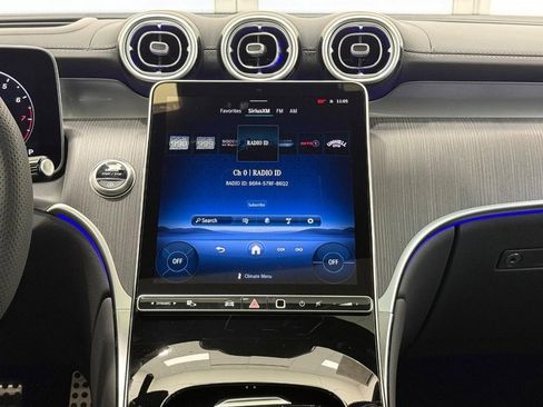 Certified 2025 Mercedes-Benz GLC 300 4MATIC image 10